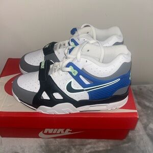 Nike Kids' Blue and Black trainers